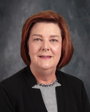 Headshot of Stephanie Barnhill